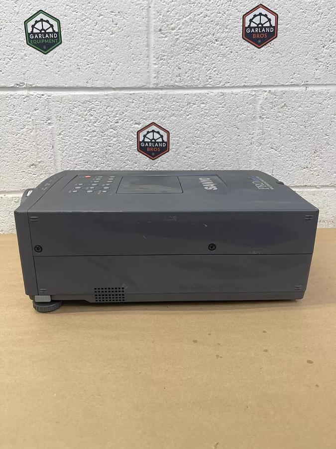Used Sanyo PLC-XP10NA Multimedia Projector 3LCD Technology, 1,900 Lumens