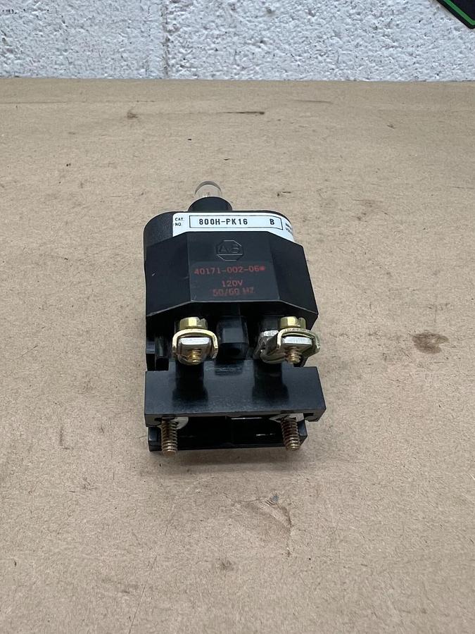 Used Allen Bradley 800H-PK16 120V Lamp