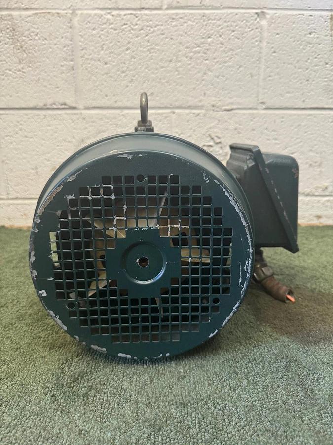Used Toshiba 0054SDSR41A-P, 5HP Motor, 1755RPM, 230/460V, 3 Ph, 184T Fr, 60Hz