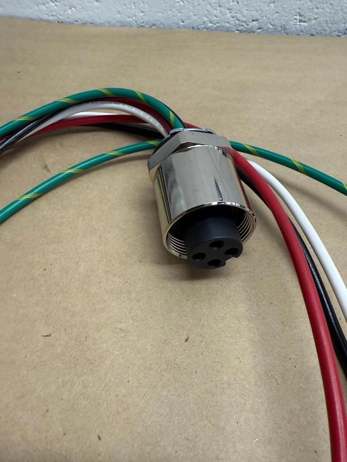 Mencom Corporation PMIN-40FR-1M-34 Power Receptacle, 60VAC, 40A *NEW*