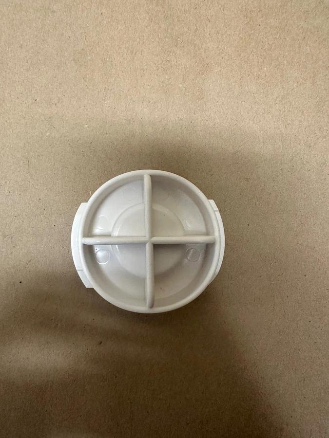 Used Global Industrial 716193 Filter Bypass Cap for Global Filtered Bottle Filler (2)