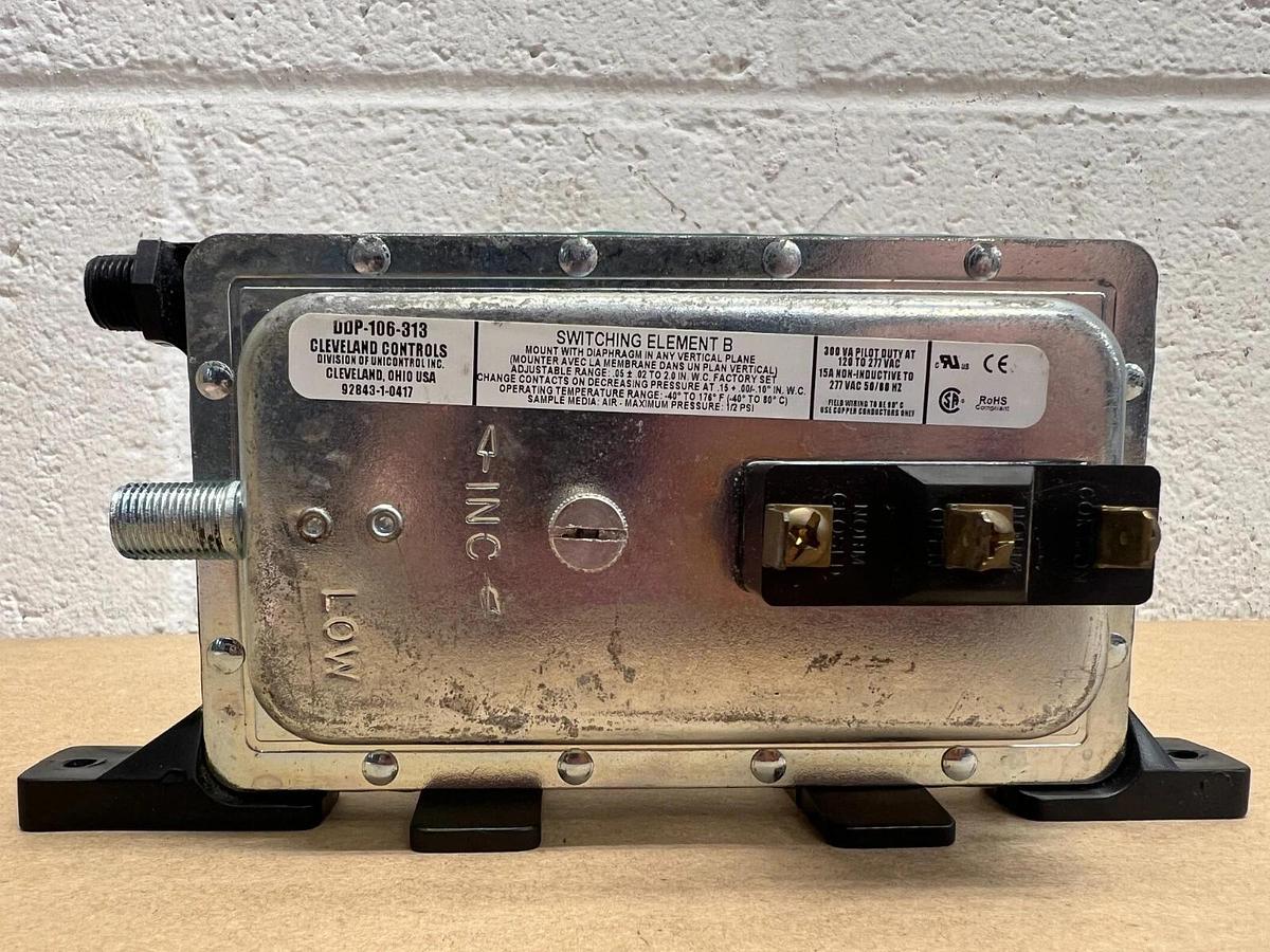 Used Cleveland Controls DDP-106-313 Switching Element A/B Air Flow Switch