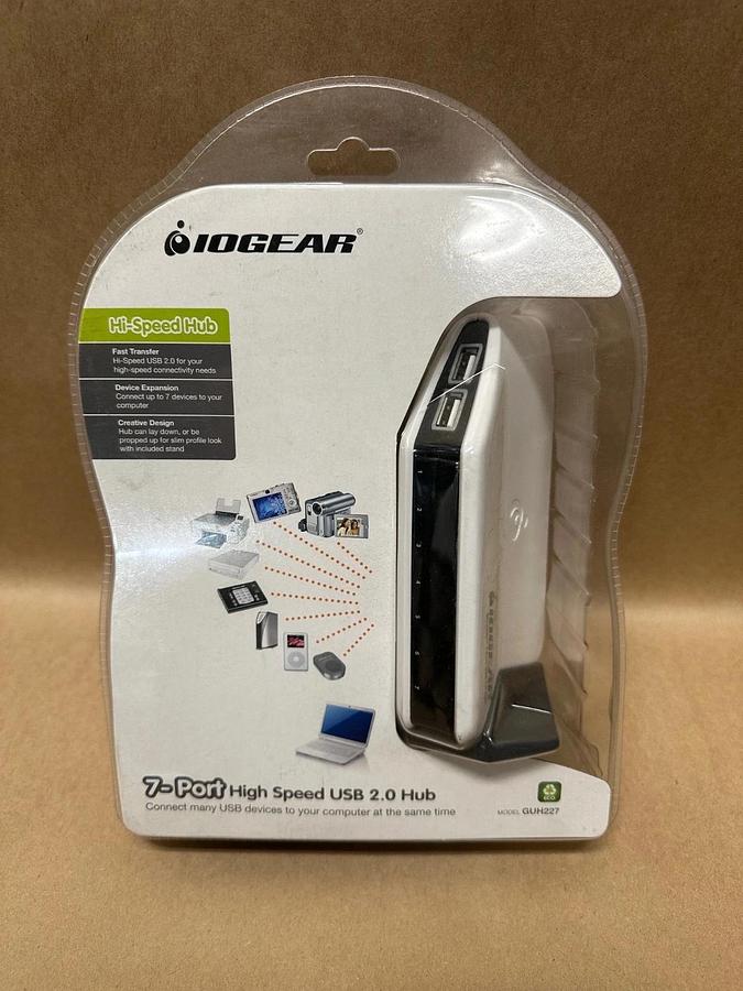 Used IOGEAR GUH227 7-Port High Speed USB 2.0 Hub *NEW*