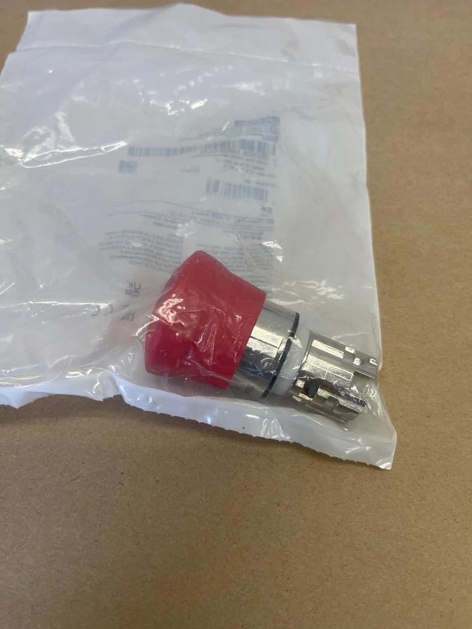 Used Siemens 3SU1050-1HB20-0AA0 Emergency Stop Push Button *NEW*
