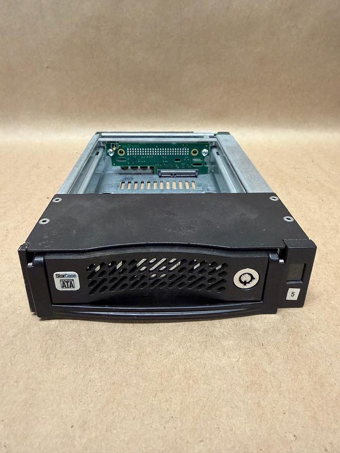 Used StorCase S21J104 Removable Drive Enclosure