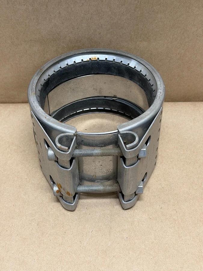 Used Straub 20900 4-1/2” Grip-L Pipe Coupling