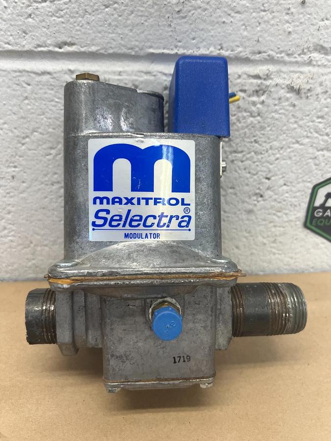 Used Maxitrol M611B Selectra Modulator
