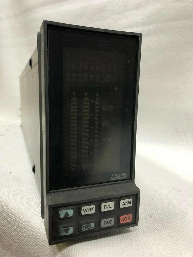 Used Foxboro 760CNA-AT Single Station Micro Controller