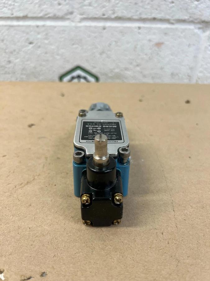 Used Micro Switch 1LS1 Precision Limit Switch 10A