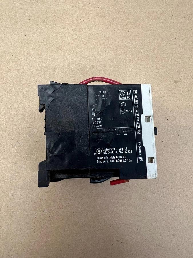 Used Square D PH 31 E Class 8501 Ser. B Contactor