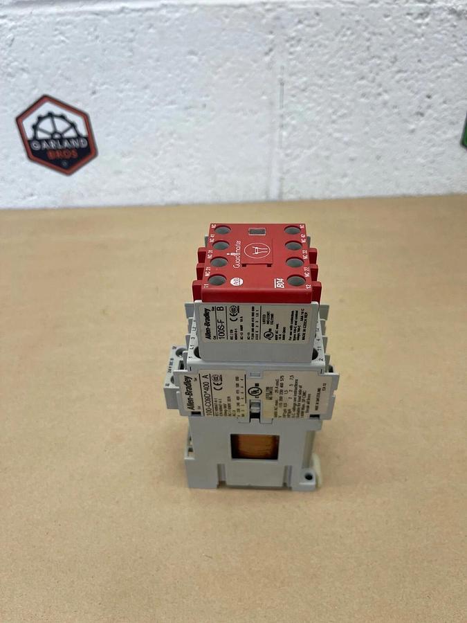 Used Allen-Bradley 100S-C09DJ404C Complete Device Safety Relay, Ser A, 24VDC, 24A