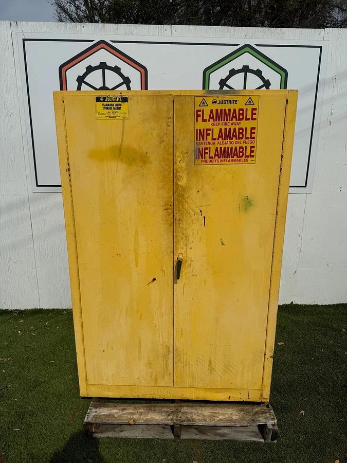 Used Justrite 25450 Flammable Liquid Storage Cabinet, 45 Gallon, 43”x 18” x 65”
