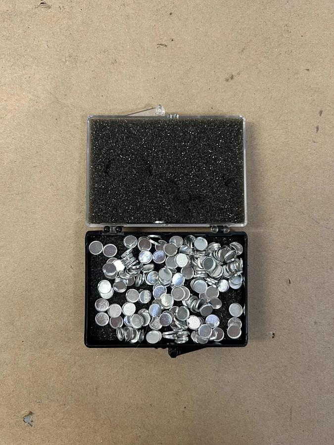 Used DuPont Instruments 900779 901 Aluminum Testing Trays