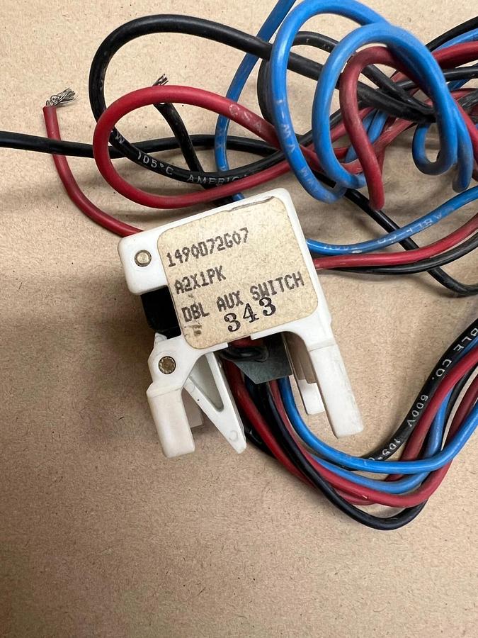 Used Cutler Hammer A2X1PK DBL Auxiliary Switch