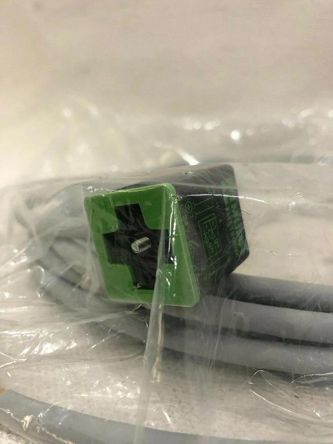Used MURR ELEKTRONIK 7000-18141-2280500 MSUD Valve Plug Form A 18mm