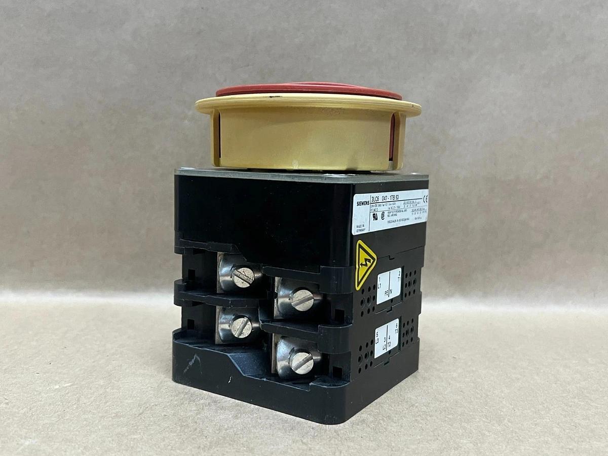 Used Siemens 3LC6 047-1TB53 Disconnect Control Switch