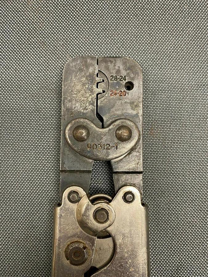 Used AMP Tyco 90312-1 Hand Crimp Crimping Tool