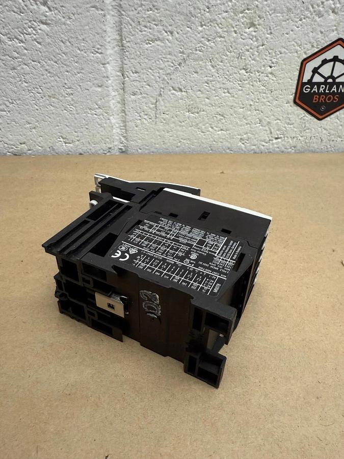 Used Eaton DILM7-10 Contactor w/ OXM12DM, OXM12DE, Mechanical Connection Elements NEW