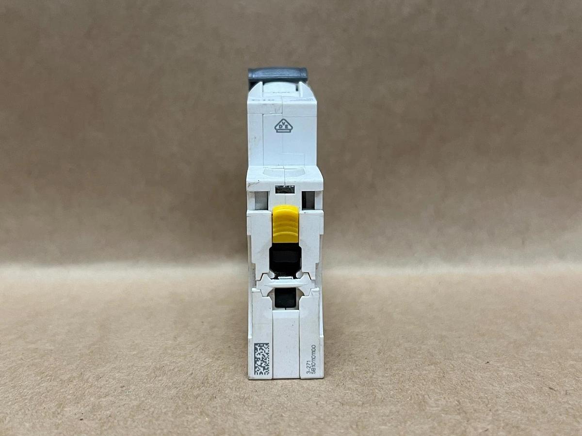 Used Schneider Electric iC60N C10, 230/400V, Circuit Breaker