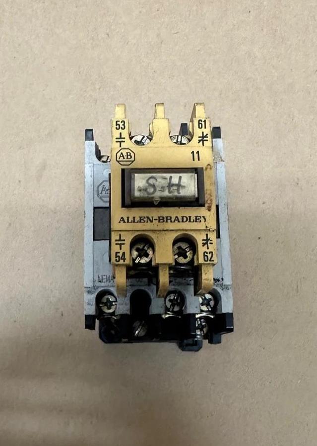 Used Allen Bradley 500L-TOD93 NEMA Size 00 Starter, 195-FA11 Auxiliary Contact Block