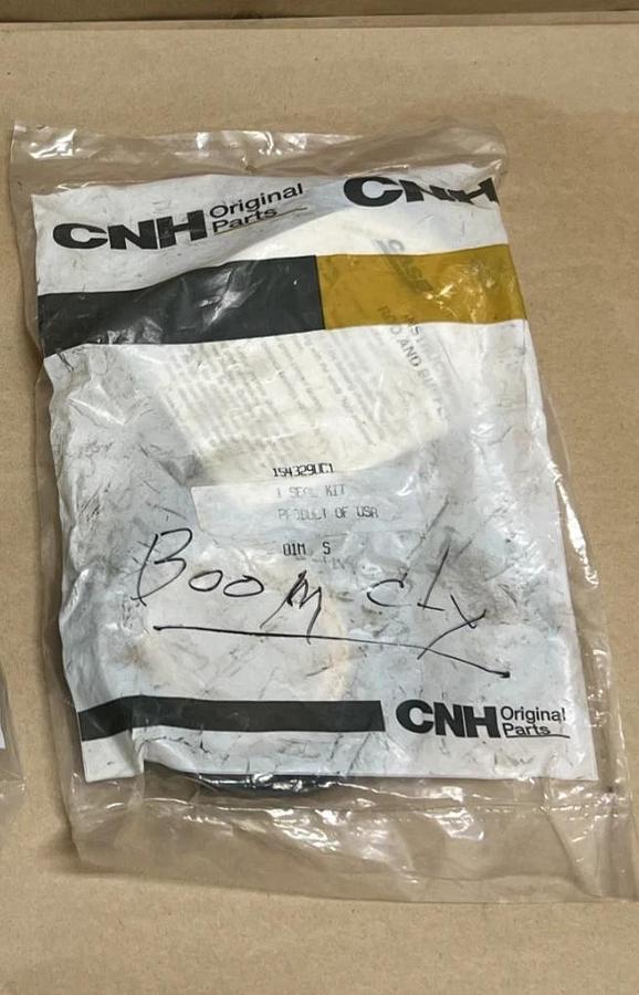 Used CNH 1543290C1 Hydraulic Seal Kit *NEW*