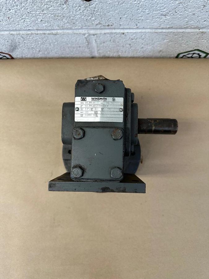 Used Winsmith 917MDB 30:1 Ratio Gear Reducer, Broken Mount