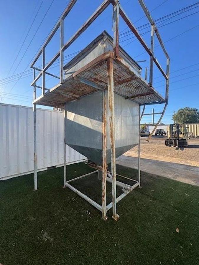 Used Industrial Hopper 60”x60” Top Inlet, 8.5”x8.5” Outlet, 43° Slope, 195' Sq Hopper
