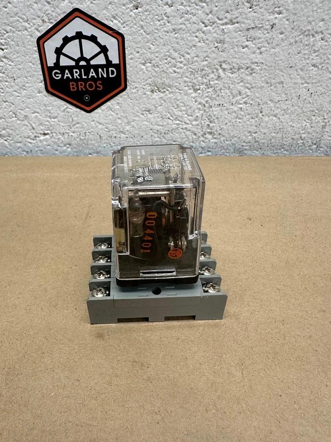 Used Potter & Brumfield KRPA-11AN-120 120v Relay w/ Base