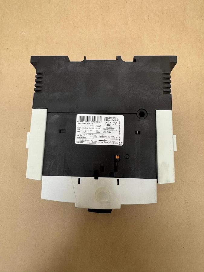 Used Siemens 3RV1042-4JA10 3 Pole Motor Protection Circuit Breaker