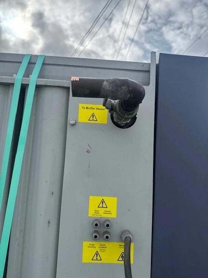 Used Parker Domnick Hunter MaxiGas120 ECBLH Nitrogen Gas Generator, Volume: 588 L