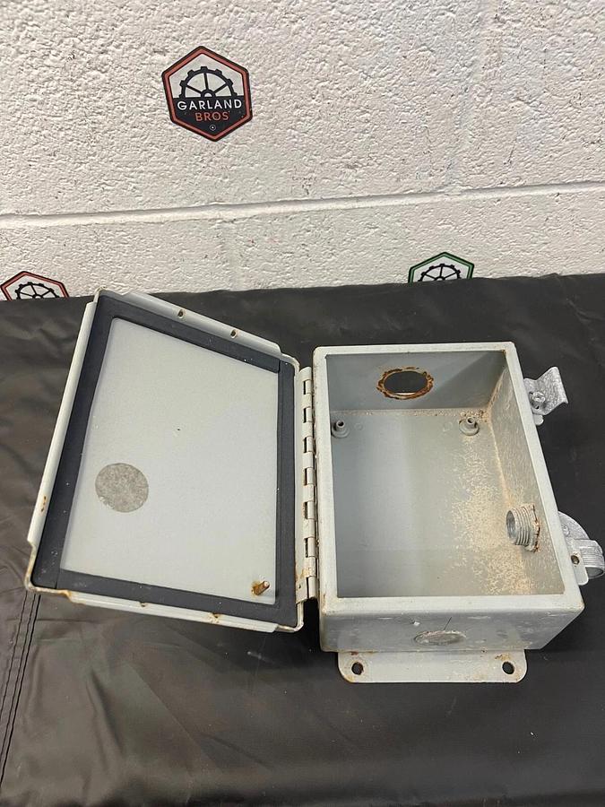 Used Hoffman A806CH JIC Box