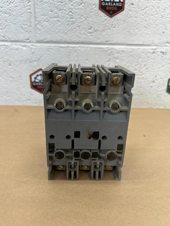 Used Westinghouse HFB3015 15 Amp, 600 VAC Circuit Breaker