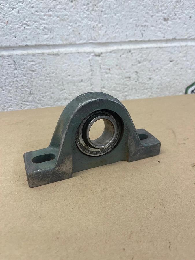 Used Hytrol P205H Pillow Block Bearing, with SA205-16G Bearing