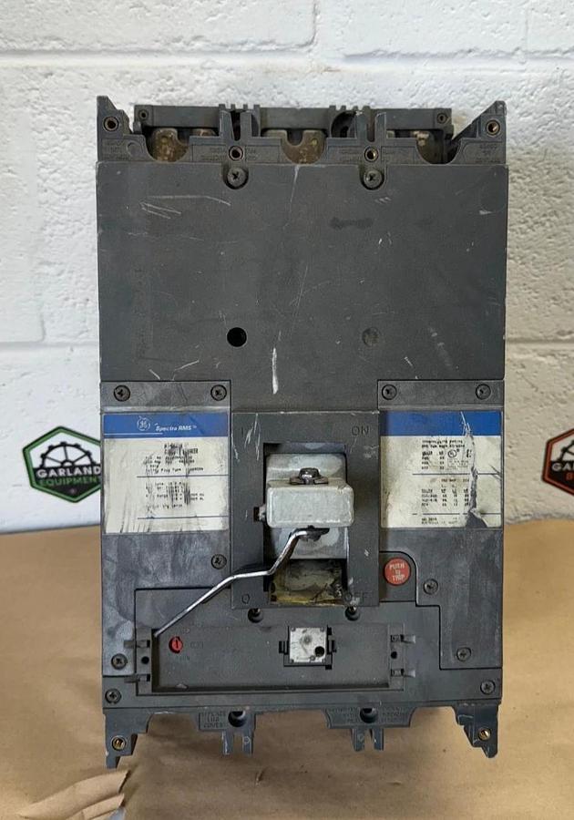 Used GE (General Electric) SKHA36AT0800 Hi-Break Circuit Breaker, 800A, 3-Pole