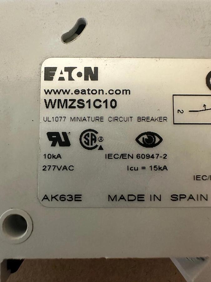 Used Eaton WMZS1C10 10A Circuit Breaker - Lot of 2