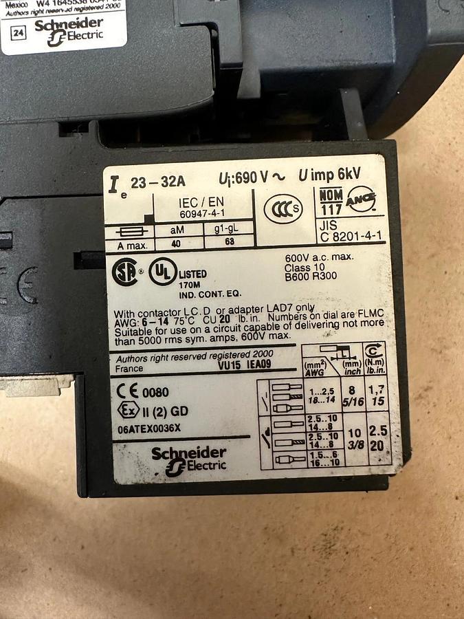 Used Telemecanique C8201-4-1 Contactor w/ LRD32 Overload Relay