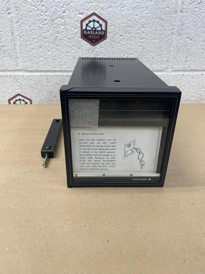 YokoGawa 4153, 100 mm Micro Recorder, 3-Pen Model