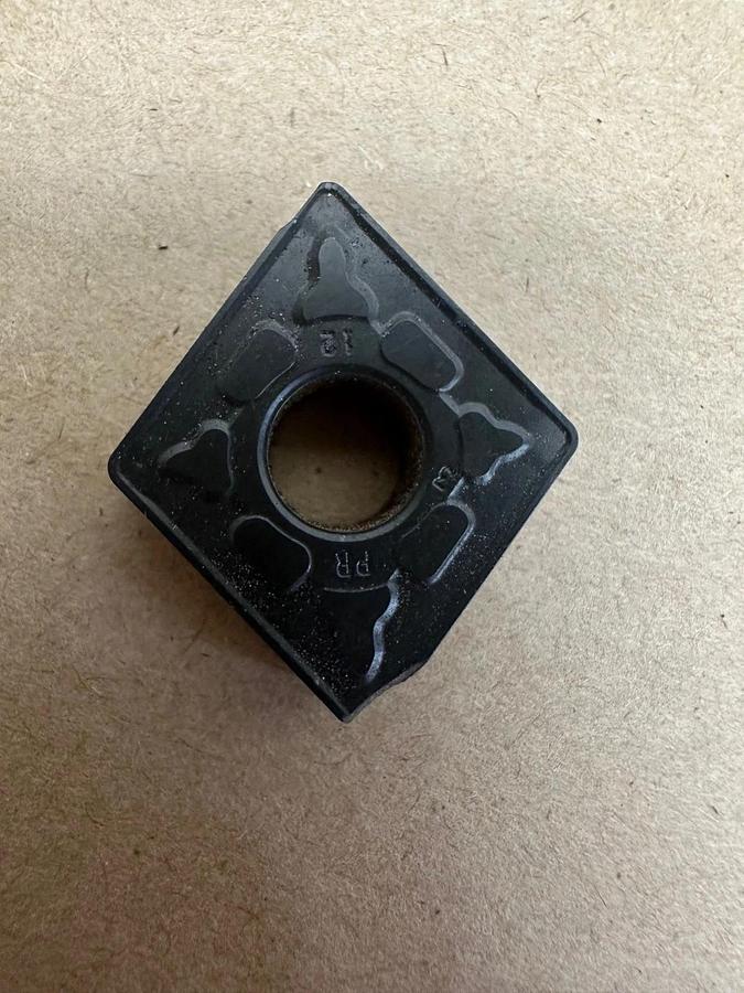 Used Chameleon 4335 Milling Insert, Lot of 12