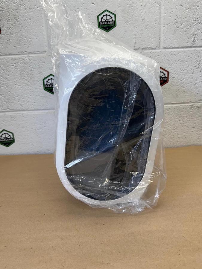 Used 10" Automated Touchless Roll Towel Dispenser (White) 59447A *NEW*