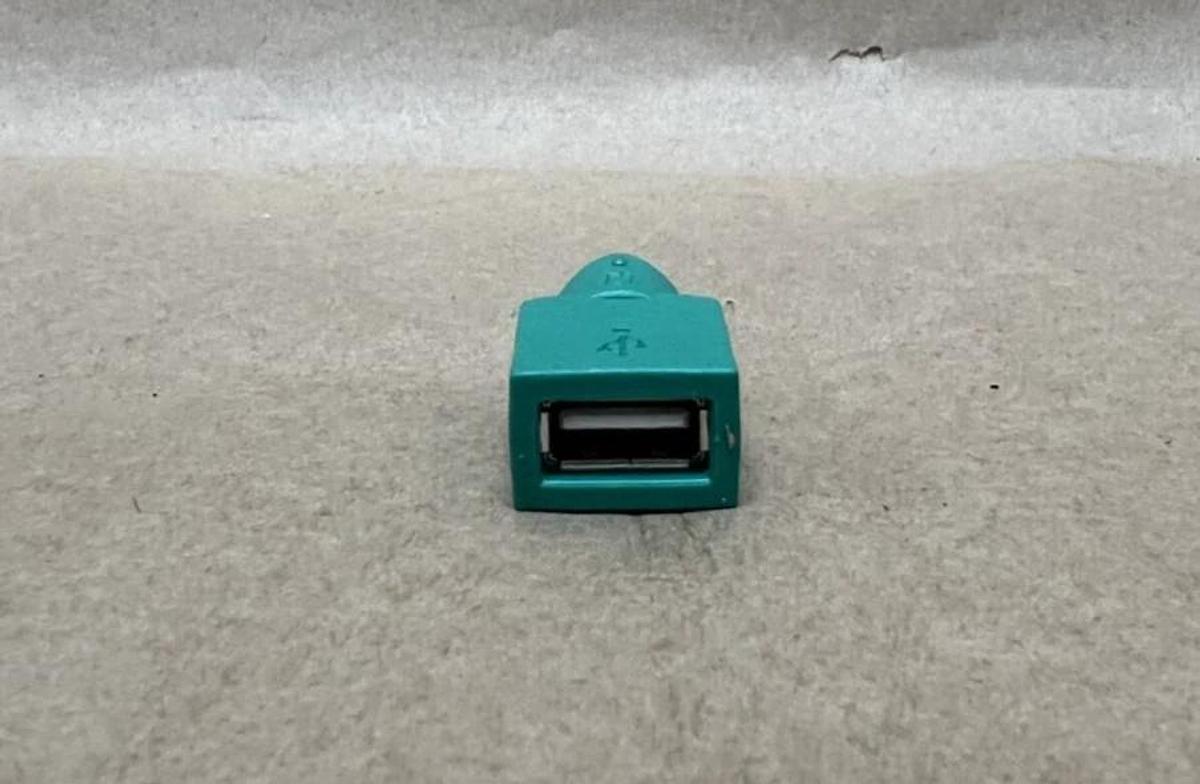 Used Microsoft 6-Pin-Mini Port to USB-A Adapter