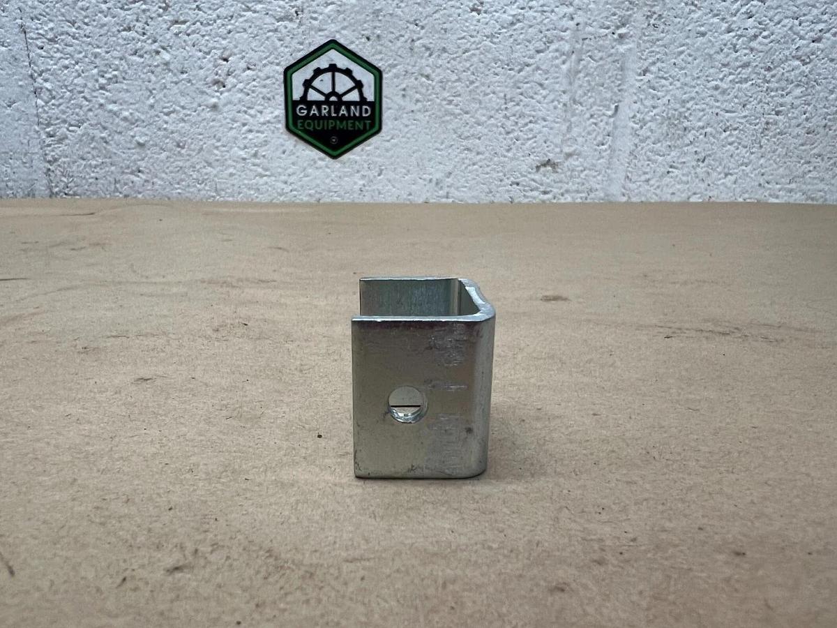 Used Eaton B-Line 9ZN-9012 23192B Cover Clamp - Lot of 105 pcs