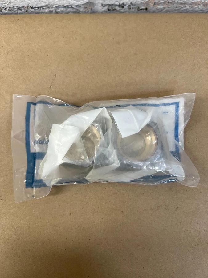 Used Swagelok SS-12-VCR-1 316 SS VCR Face Seal Fitting, 3/4" Female Nut - Lot of 2