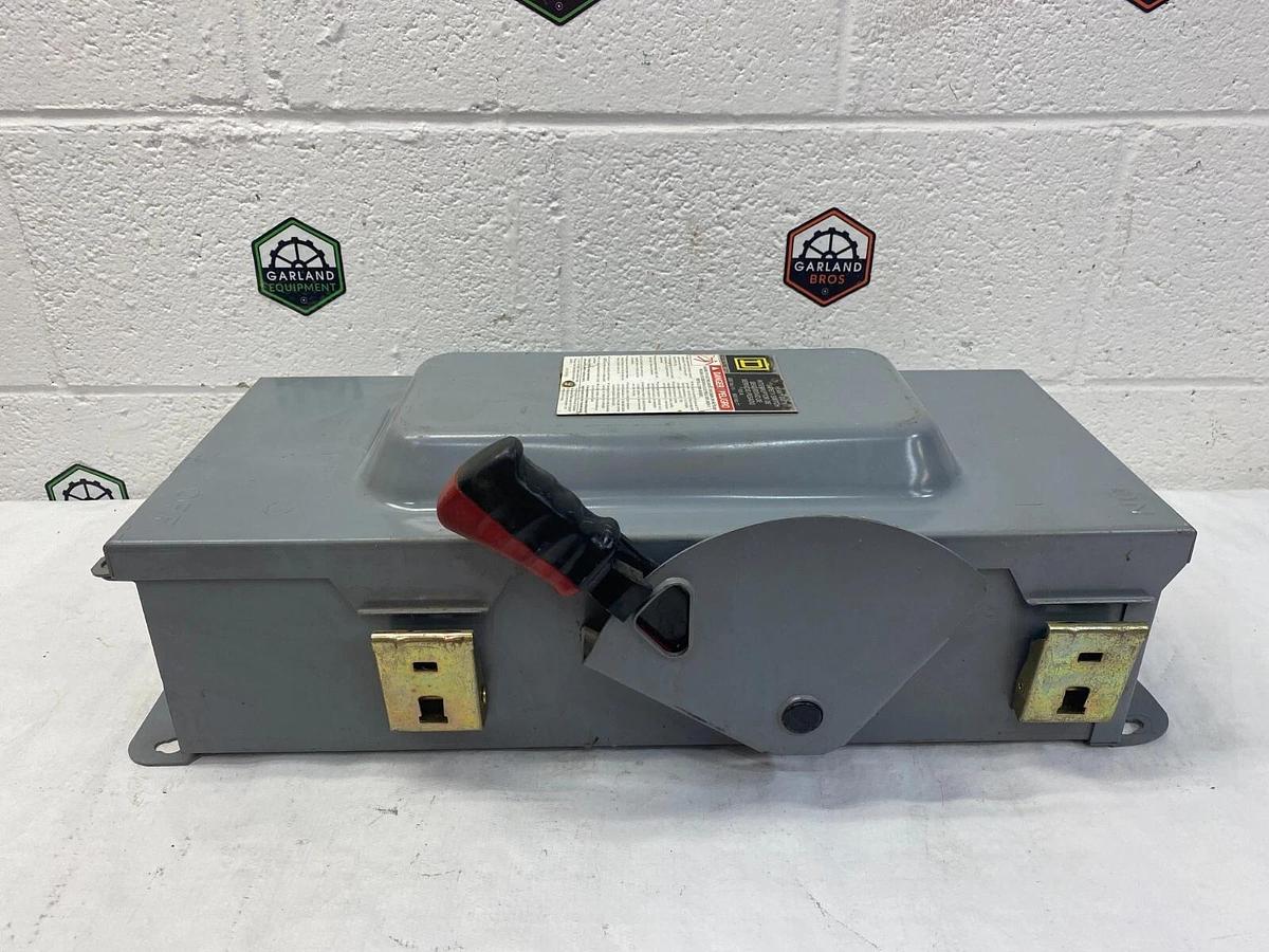Used Square D HV363AWK Heavy Duty Safety Switch A:100 50/60Hz