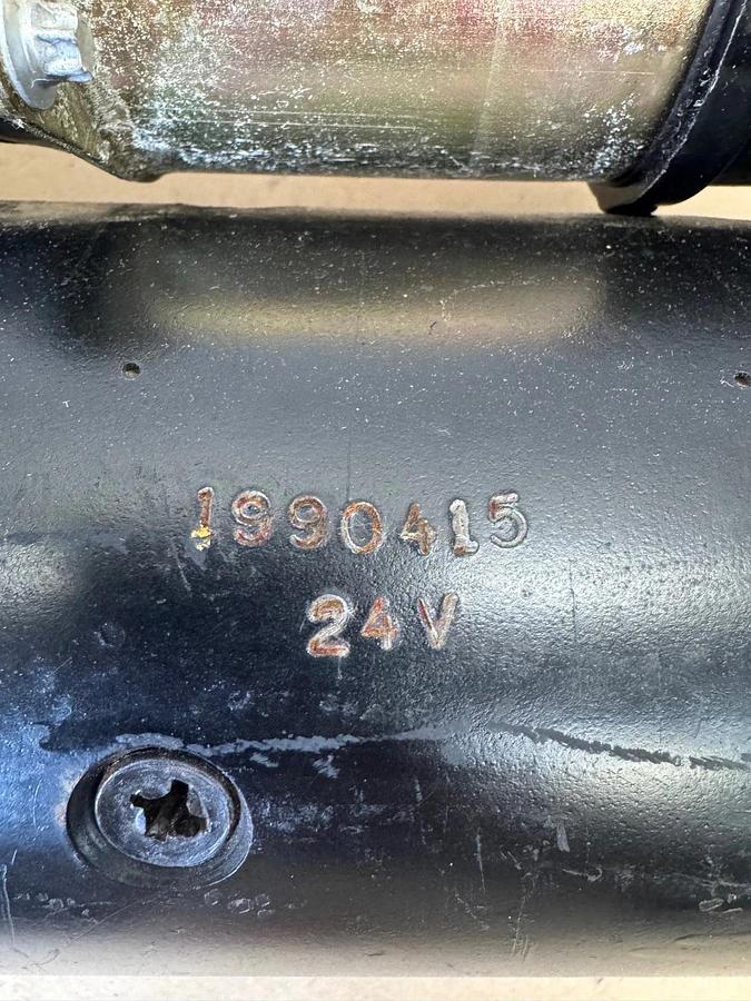 Used Delco Remy 1990415 24V Starter Unit