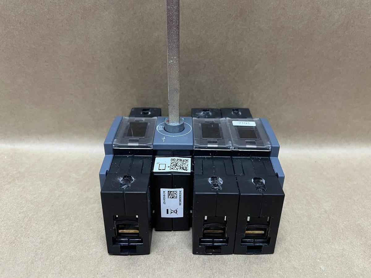 Used Siemens 3KD3430-2NE20-0 Switch Disconnector