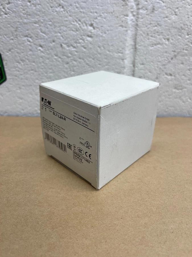 Eaton SL7-L24-R Continuous LED Light Red, 24V, 70mm *NEW*