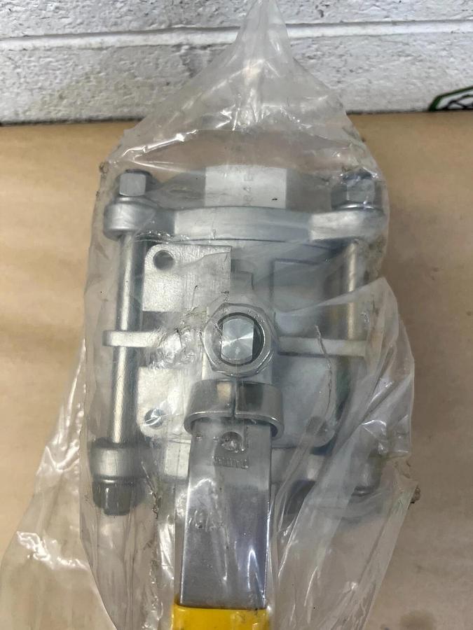 Used 4” Stainless Steel Ball Valve 26919824, 100 WOG, 3-316