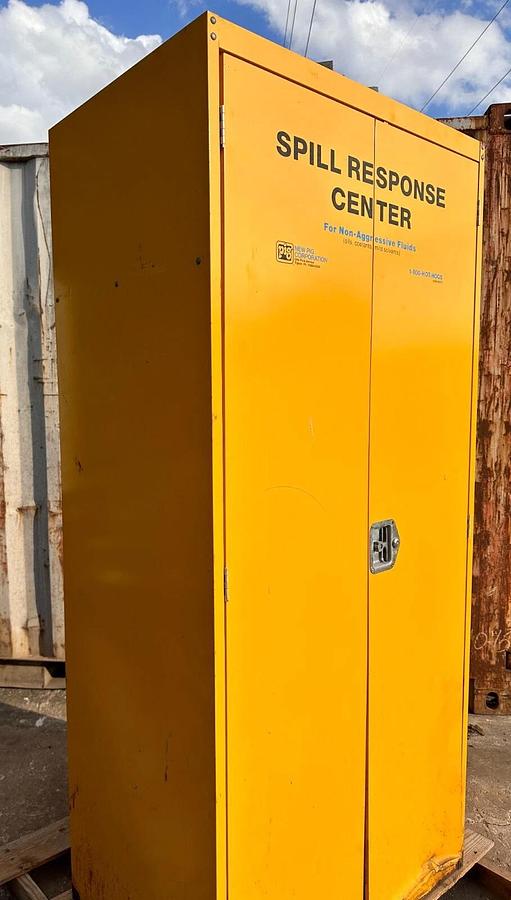 Used New Pig Corporation Spill Response Center/Cabinet for Non-Aggressive Fluids