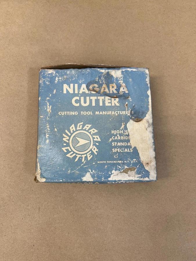 Used Niagara Cutter CR712 1/2 x 4 1/4 x 1 1/4 RH Corner Rounding Cutter