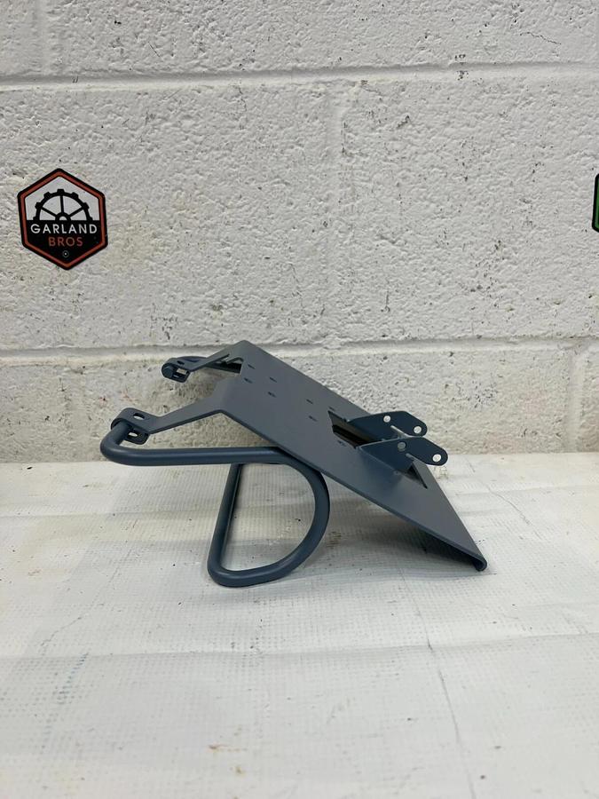 Used Siemens 6AV2 181-5AG80-0AX0 Wall Bracket